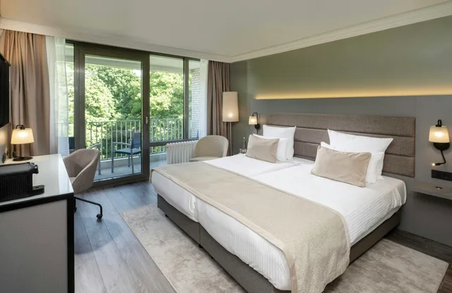 غرفة سوبيريور بسريرين منفصلين، LEONARDO HOTEL HANNOVER 1/3