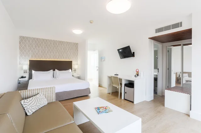غرفة قياسية مفردة بسرير مزدوج، Hotel Arena Suite - Adults Only 6/10