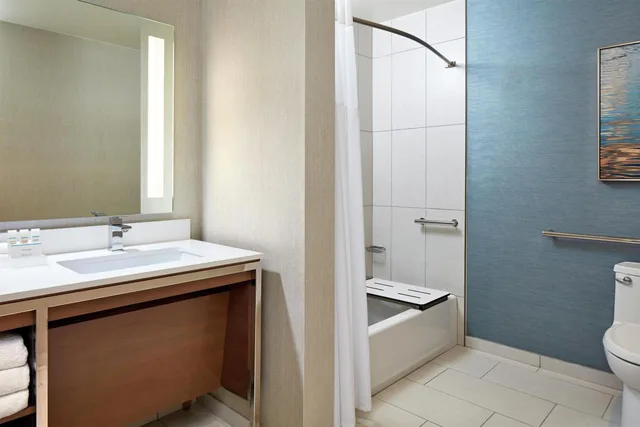 جناح بسريرين كوين مع أريكة لذوي الإعاقة، Homewood Suites by Hilton San Diego Hotel Circle/SeaWorld Area 1/1