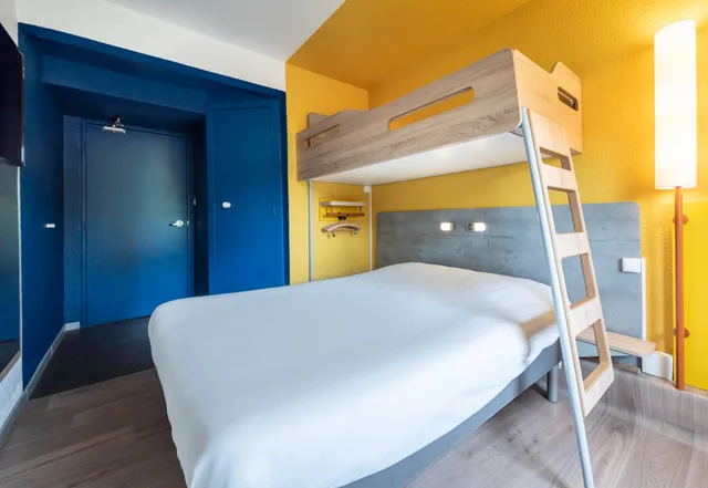 غرفة قياسية ثلاثية، B&B Hotel Nimes Caissargues 1/1
