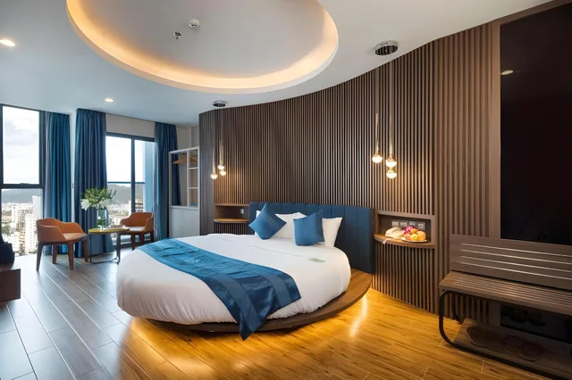Vip, City View، Aaron Hotel 1/1