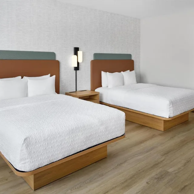 غرفة بسرير كينج وسريرين كوين، Hampton Inn Midland West 2/3