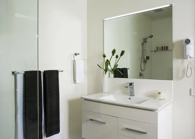 2 Bedrooms, 2 King Beds, Pool Access، 1770 Lagoons Central Apartment Resort 2/2