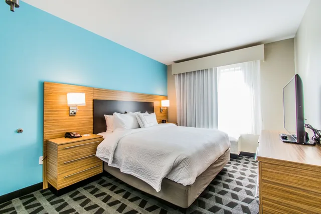 استوديو بسرير كينج مع أريكة لذوي الإعاقة، TownePlace Suites Evansville Newburgh 8/10