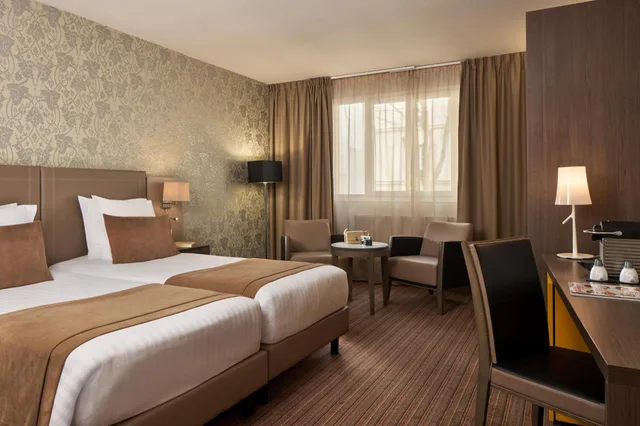 غرفة رباعية بغرفتين، Timhotel Opera Blanche Fontaine 3/10