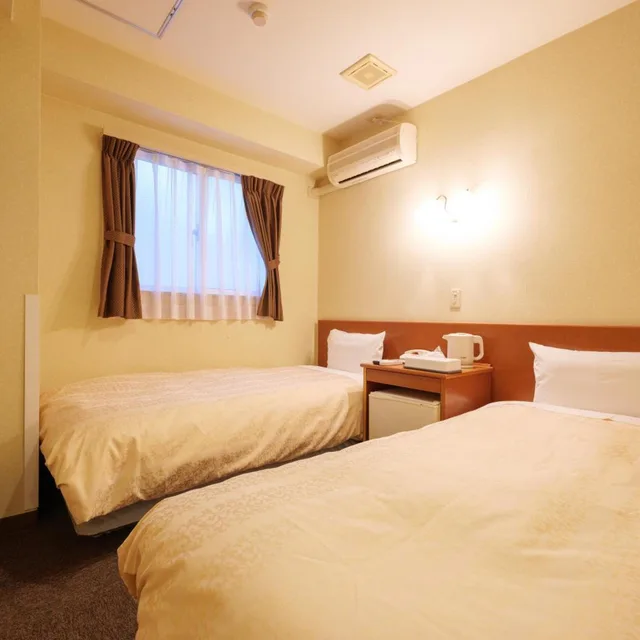 غرفة اقتصادية بسريرين منفصلين، Hotel Suntargas Ueno 1/3