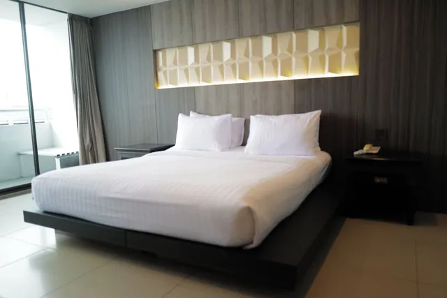 Urban, King Bed، Hermann Hotel Pattaya 5/10