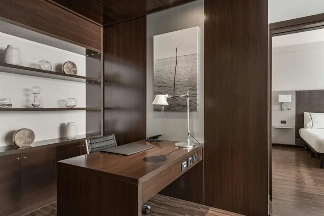 جناح جونيور بسريرين منفصلين بغرفة نوم واحدة، AC Hotel Bologna by Marriott 2/2