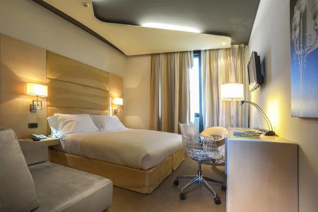 غرفة كلاسيكية ثلاثية، B&B HOTEL Expo Verona Villafranca 1/1