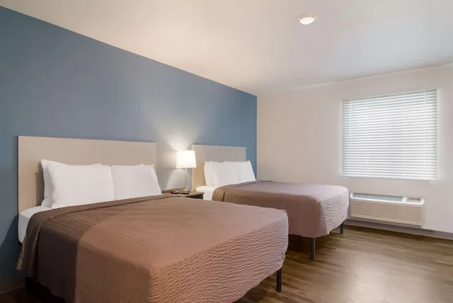 Standard, Queen Bed, WoodSpring Suites Jacksonville - South 3/7