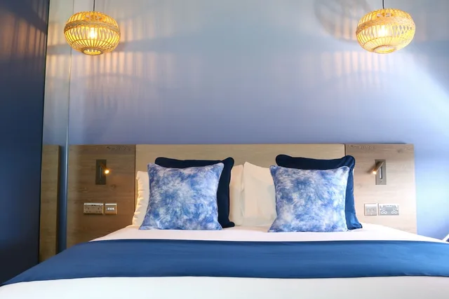 Standard, Quadruple, King Bed, Bunk Bed, Resort View، Hex Wildlife Hotel at Yorkshire Wildlife Park 1/2