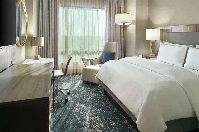 غرفة بسرير مزدوج لذوي الإعاقة، Westin Memphis Beale Street 2/5