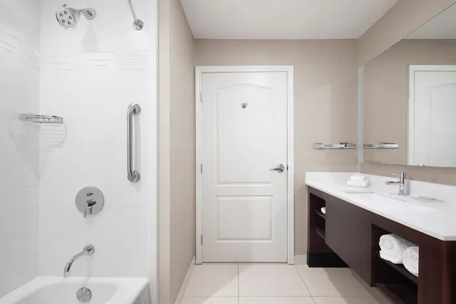 استوديو بسرير كينج مع أريكة لذوي الإعاقة، RESIDENCE INN WHEELING-ST. CLAIRSVILLE, OH 3/4