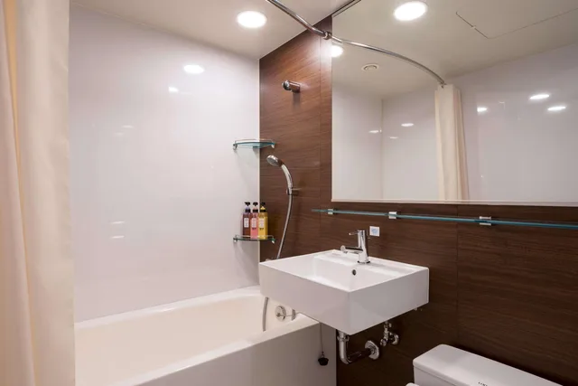 غرفة اقتصادية بسرير كوين، Comfort Hotel ERA Tokyo Higashi Kanda 2/2