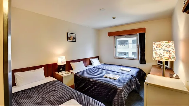 غرفة قياسية ثلاثية بثلاثة أسرّة، Hotel Taira 1/1