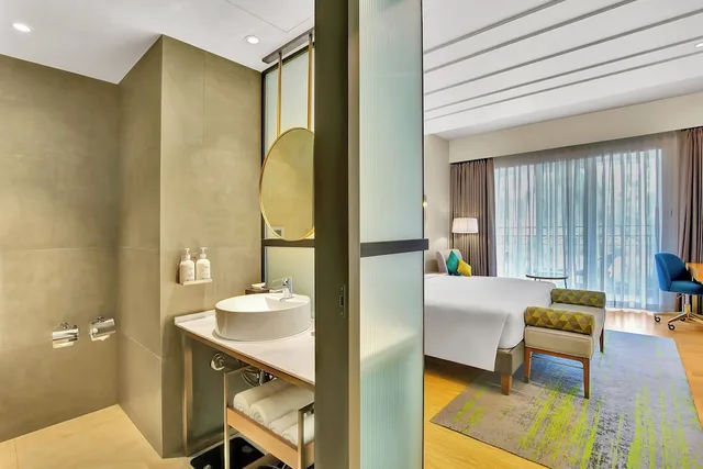 غرفة قياسية بسرير كينج لذوي الإعاقة، Holiday Inn Goa Candolim 8/10