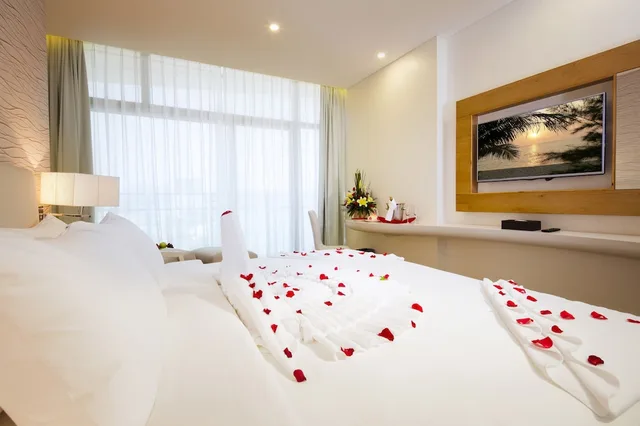 Prime, Suite, King Bed, Ocean View، DIAMOND BAY HOTEL 6/10