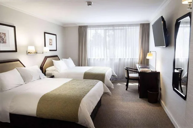 غرفة بسريرين كوين، Wyndham Garden Santiago Kennedy 2/2