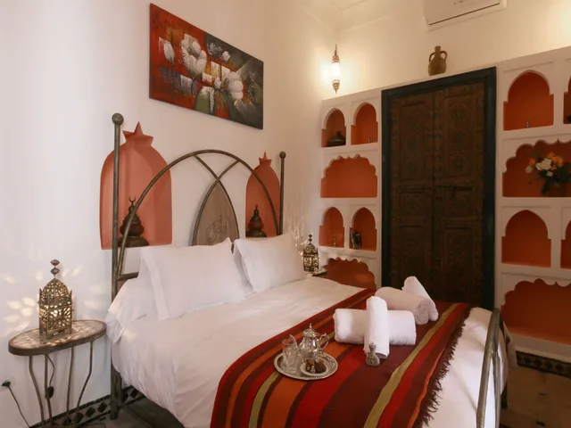 Senior, Suite, King and Twin Beds، Palais Tinmel 4/8