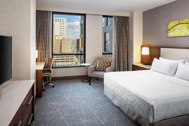 غرفة تنفيذية، Hilton Rochester Mayo Clinic Area 1/1