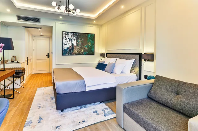 غرفة سوبيريور بسرير كوين، BOUTIQUE HOTEL MOMENTUM by Aycon 3/4