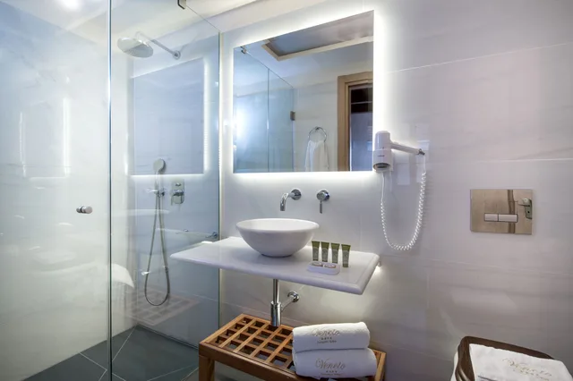Deluxe, Suite, Veneto Boutique Hotel 4/4