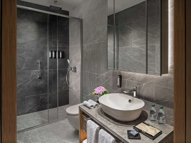 جناح ديلوكس بسريرين كوين بـ3 غرف نوم، Movenpick Living Istanbul Saklivadi 10/10