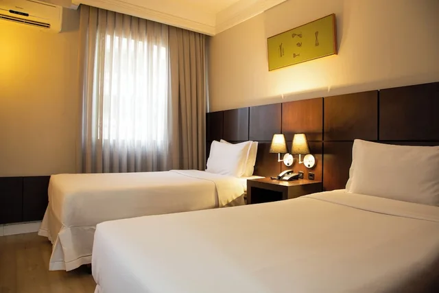 غرفة سوبيريور ثلاثية بسريرين منفصلين مع أريكة، Slaviero Hotel Curitiba Shopping 2/9