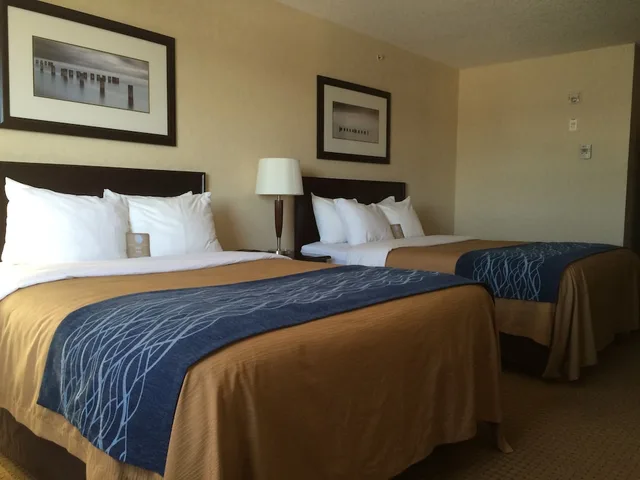 غرفة قياسية بسريرين كوين، Comfort Inn And Suites Edson Yellowhead Highway 9/10