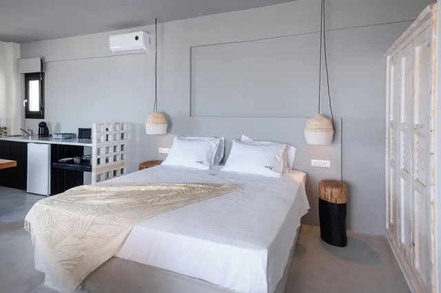Horizon, Superior, Suite, Double Bed, Sofa, Ifestau.4 3/10
