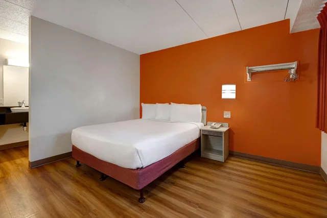 غرفة بسرير مزدوج لذوي الإعاقة، Motel6 Lakeville, MN - South - Lakeville 7/10