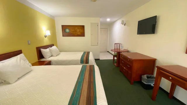غرفة بسريرين مزدوجين، Enterprise Inn Poliforum Ex Mision Leon 3/8