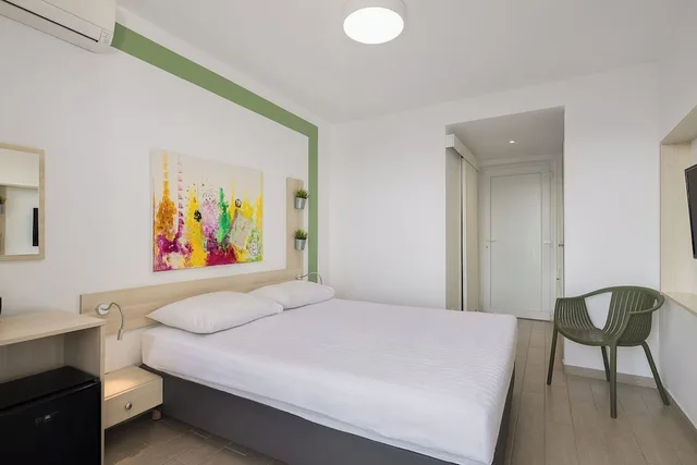 Comfort Double Room with Seaside Balcony، Bellevue Maradiso Casa by Aminess 7/9