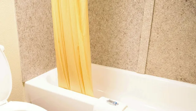 غرفة بسريرين مزدوجين للمدخنين، EXPRESS INN NEWPORT NEWS 8/9