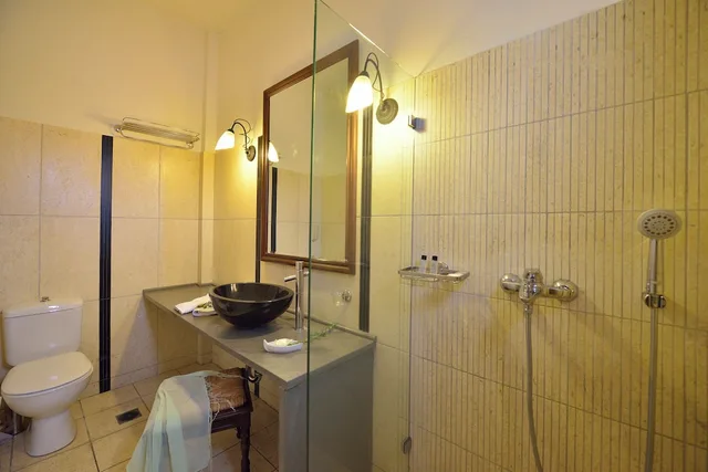 غرفة سوبيريور بسرير مزدوج بإطلالة على البحر بشرفة مع أريكة، Pelican Town Hotel 3/3