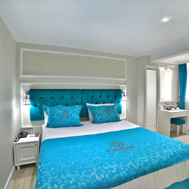 غرفة اقتصادية بسرير كينج، Glamour Hotel 1/5