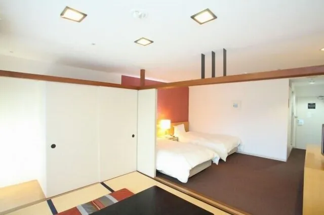 Japanese Western, Twin Beds, 2 Futon Beds, Wisterian Life Club Usami 1/5