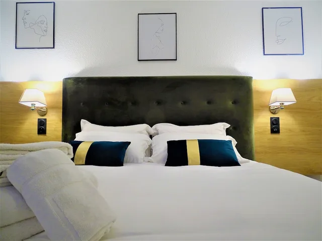 غرفة ديلوكس بسرير كوين، Euro Hotel Paris Creteil 2/4