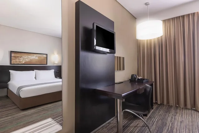 غرفة قياسية بسرير كينج أو كوين، Garden Court Kings Beach 6/7