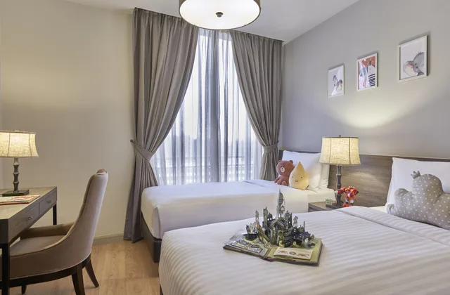 جناح بسرير كينج وسرير فردي وسرير كوين بـ3 غرف نوم، Adina Serviced Apartments Singapore Orchard (Ex-Regency House) 2/10