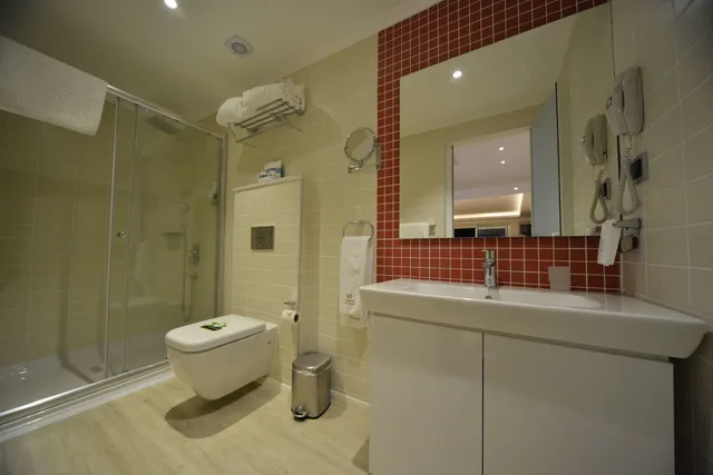غرفة كبيرة بسرير كوين بشرفة، Orka Boutique Hotel 2/3