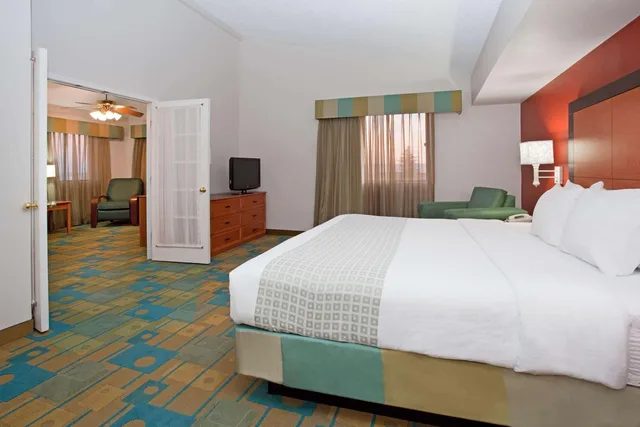 جناح بسرير كينج، La Quinta Inn Cheyenne 1/1