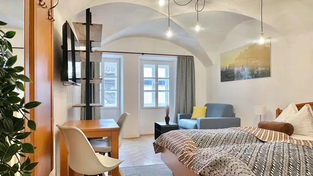 غرفة قياسية بسرير مزدوج بإطلالة على المدينة، Hotel Krone 1512 5/8
