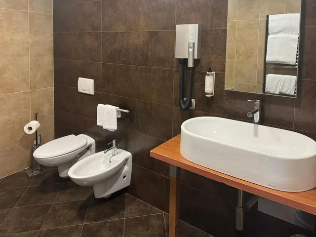 غرفة بسريرين منفصلين، B&B Hotel Cologno Sporting 8/8