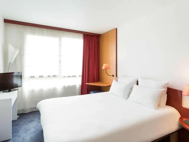 غرفة كلاسيكية بسرير كينج، Novotel Suites Montpellier 1/6