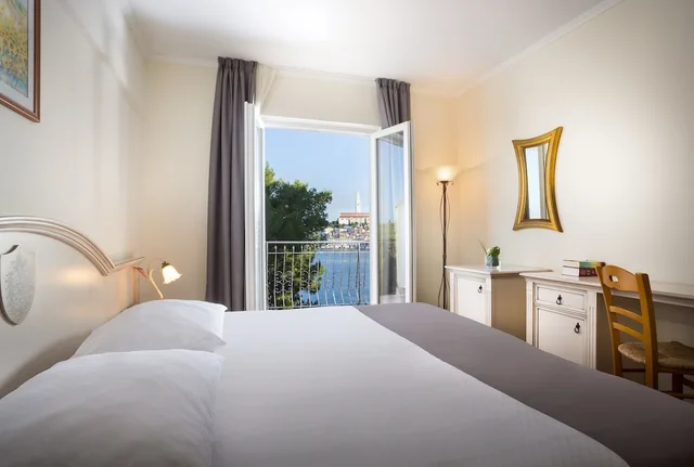 جناح ديلوكس بسرير مزدوج مع أريكة، Maistra Select Island Hotel Katarina 1/3