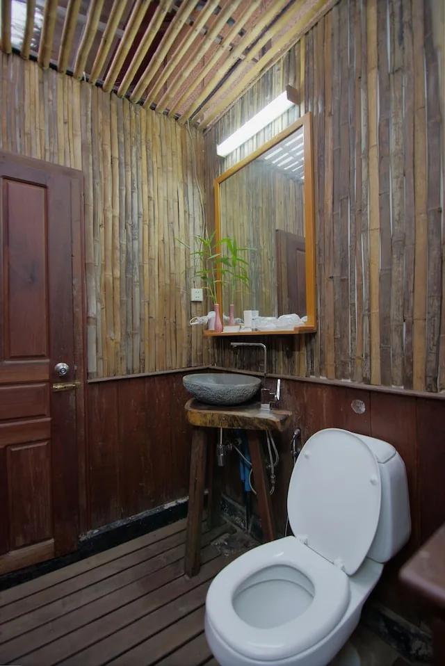2 Bedrooms, Wooden, Traditional, House, Double and Twin Beds، Palm Village Resort Spa 1/2