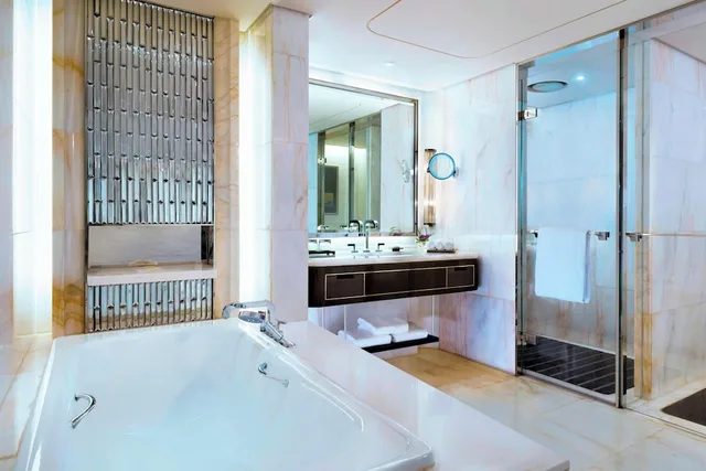 St Regis, Suite, King Bed, City View، The St Regis Shenzhen 3/6