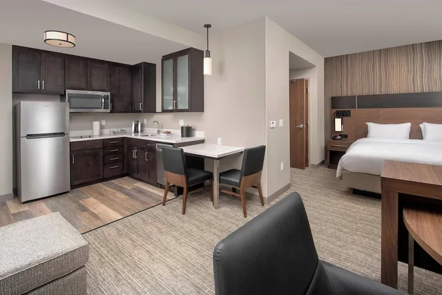 استوديو بسريرين كوين مع أريكة لذوي الإعاقة، Residence Inn Bend 2/3