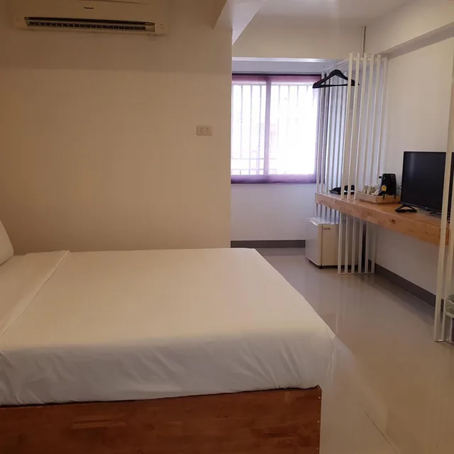غرفة قياسية بسرير مزدوج، Loyy Hotel 6/10